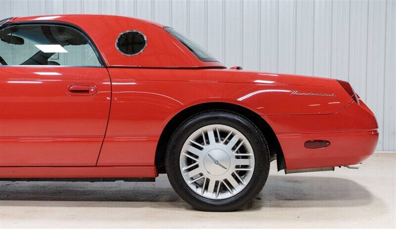 2002 Ford Thunderbird Deluxe