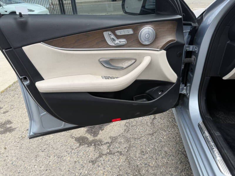 2018 Mercedes-Benz E-Class E 300