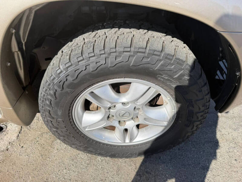 2004 Lexus GX 470