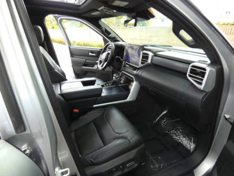 2024 Toyota Tundra Platinum HV