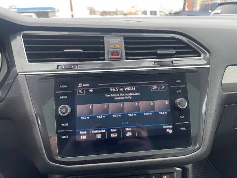 2018 Volkswagen Tiguan 2.0T SEL 4Motion