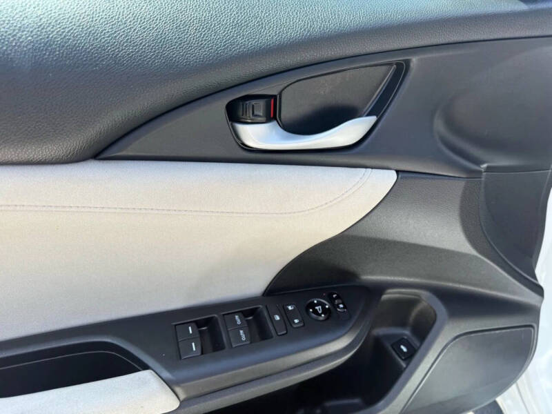 2019 Honda Insight EX