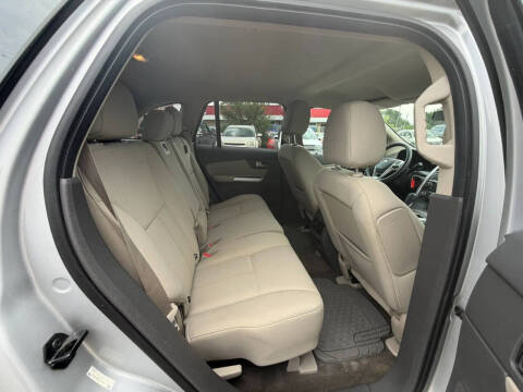 2013 Ford Edge SE