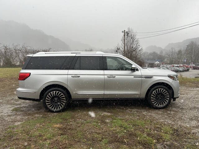 2019 Lincoln Navigator L Black Label