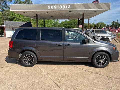 2018 Dodge Grand Caravan for sale at BOB SMITH AUTO SALES in Mineola TX