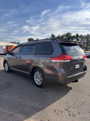 2013 Toyota Sienna