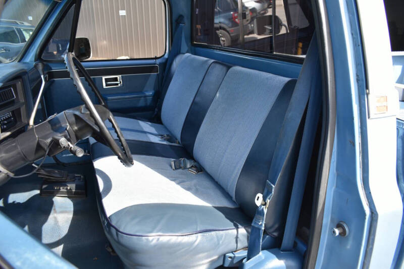 1987 GMC R/V 1500 Series