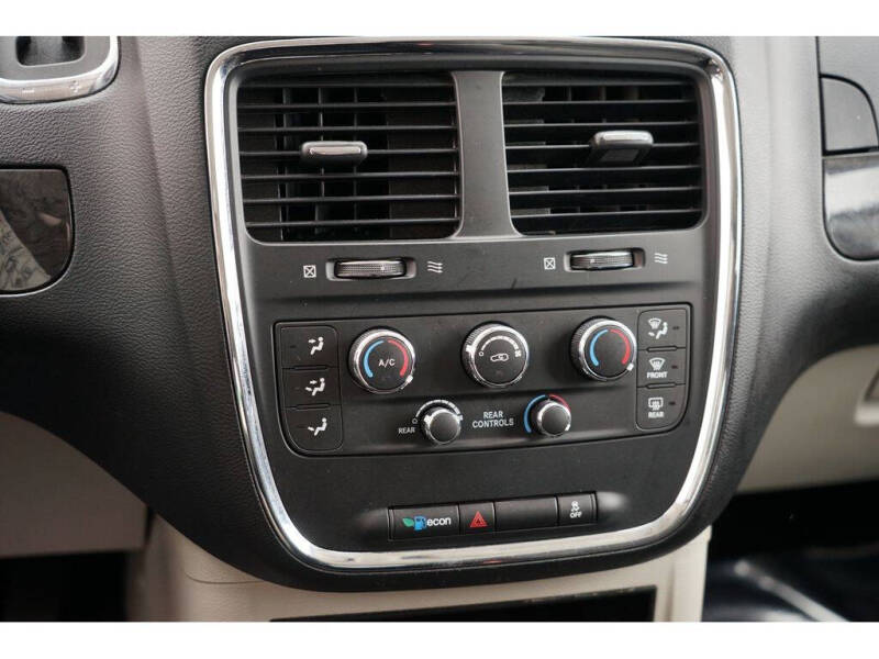 2020 Dodge Grand Caravan SE