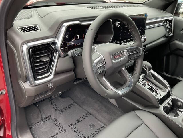 2025 GMC Canyon Elevation