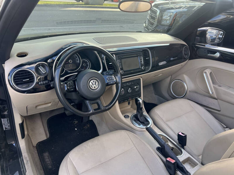 2013 Volkswagen Beetle Convertible 2.5L PZEV