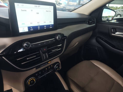 2020 Ford Escape SEL