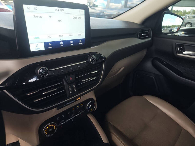2020 Ford Escape SEL