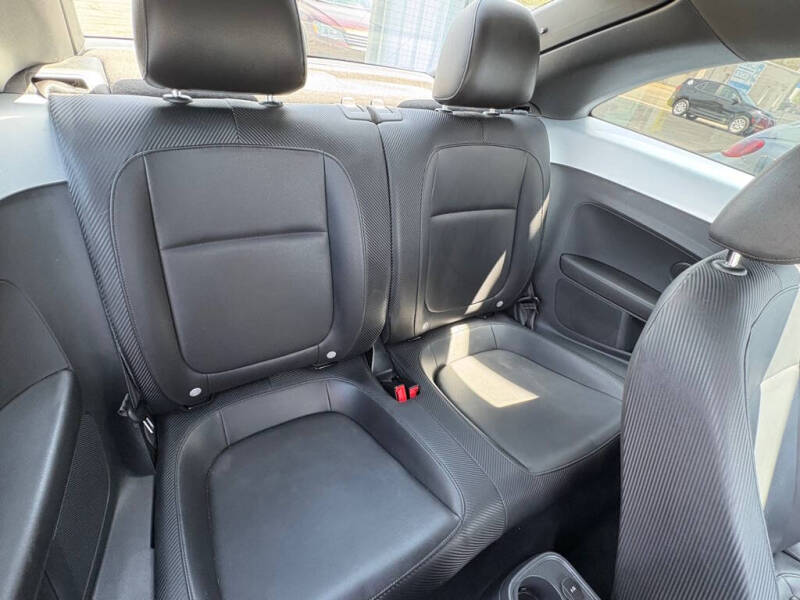 2012 Volkswagen Beetle