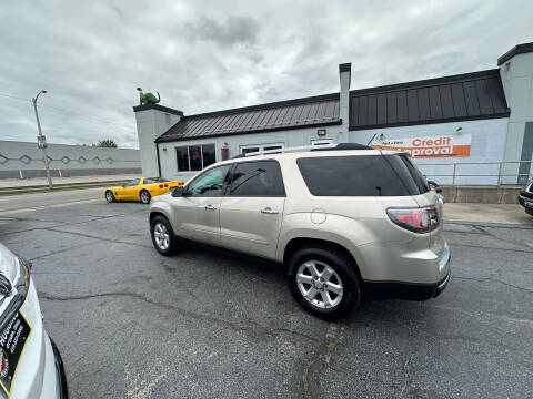 2015 GMC Acadia SLE-2