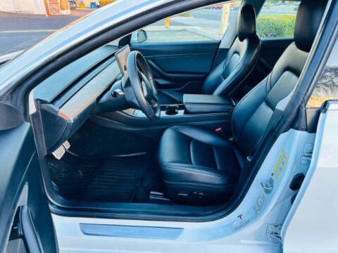 2019 Tesla Model 3 Performance