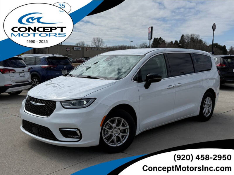 2024 Chrysler Pacifica Touring L