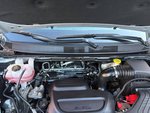 2024 Chrysler Pacifica Touring