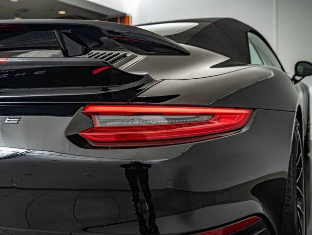 2017 Porsche 911 Turbo