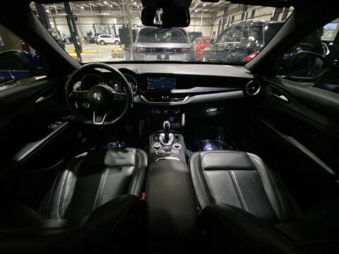 2022 Alfa Romeo Stelvio Sprint