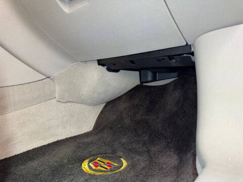 2010 Cadillac DTS Luxury Collection