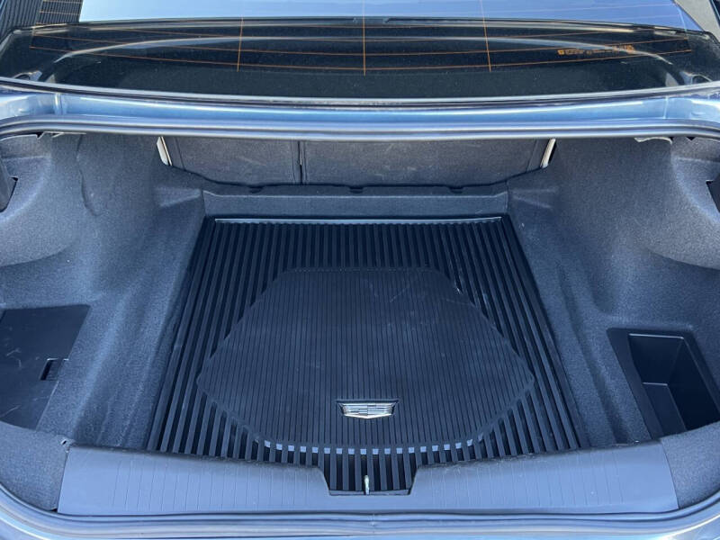 2022 Cadillac CT4 Luxury