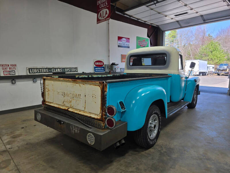 1956 International 1600