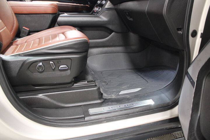 2023 GMC Yukon XL Denali Ultimate