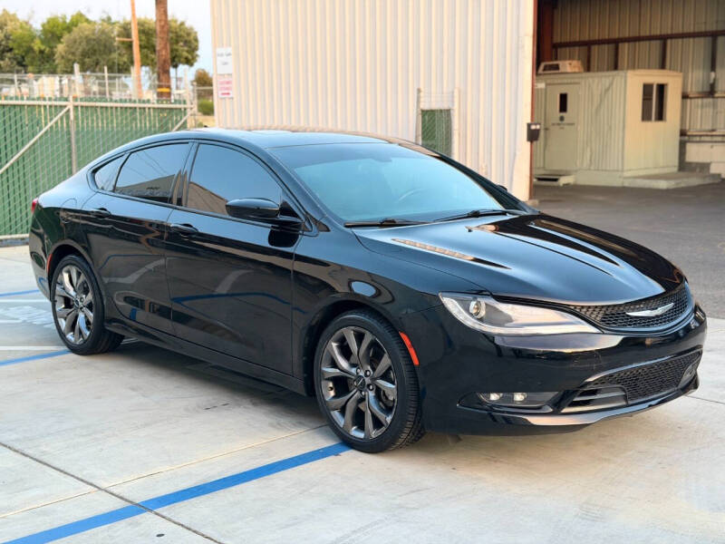 2015 Chrysler 200 S