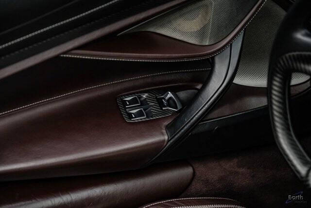 2020 McLaren 720S Spider Luxury