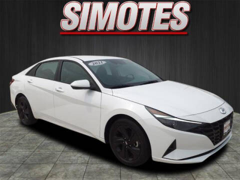 2021 Hyundai Elantra for sale at SIMOTES MOTORS in Minooka IL