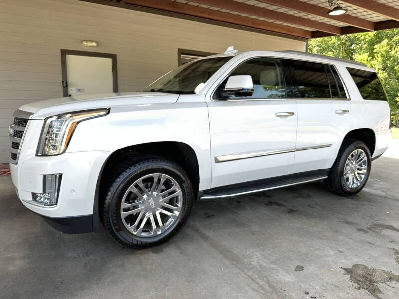 2017 Cadillac Escalade Standard