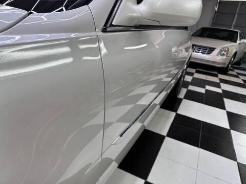 2011 Cadillac DTS Luxury Collection