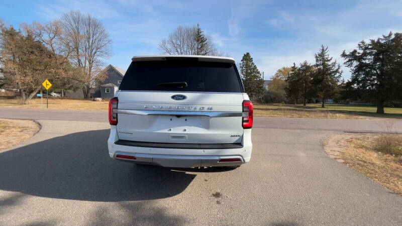 2022 Ford Expedition Platinum photo 4