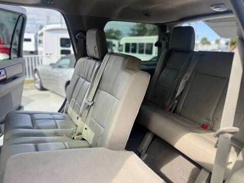 2011 Lincoln Navigator