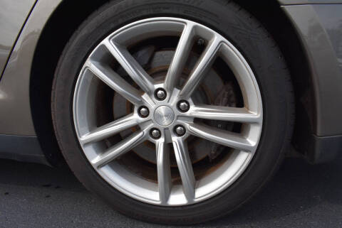 2015 Tesla Model S 70