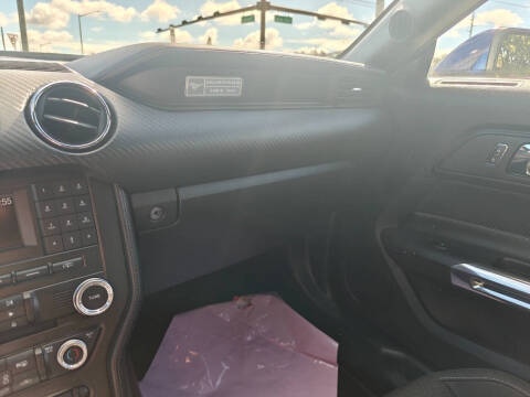 2016 Ford Mustang V6