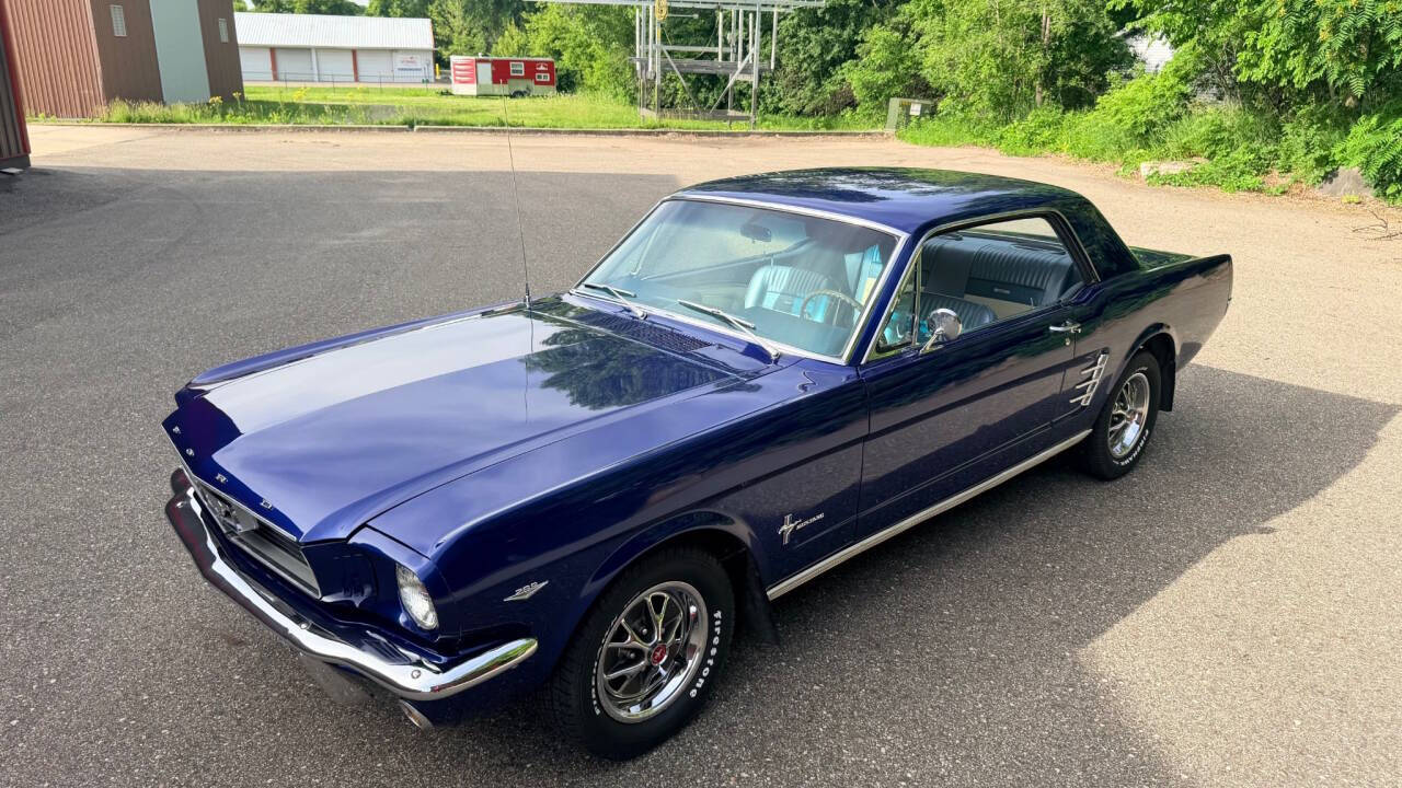 1966 Ford Mustang 32