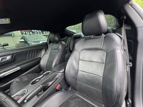 2015 Ford Mustang EcoBoost Premium