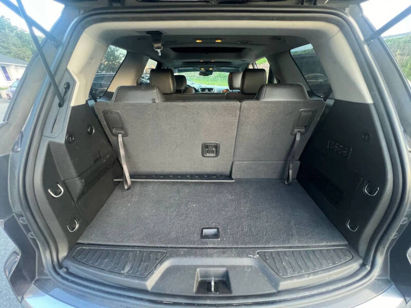 2016 GMC Acadia Denali