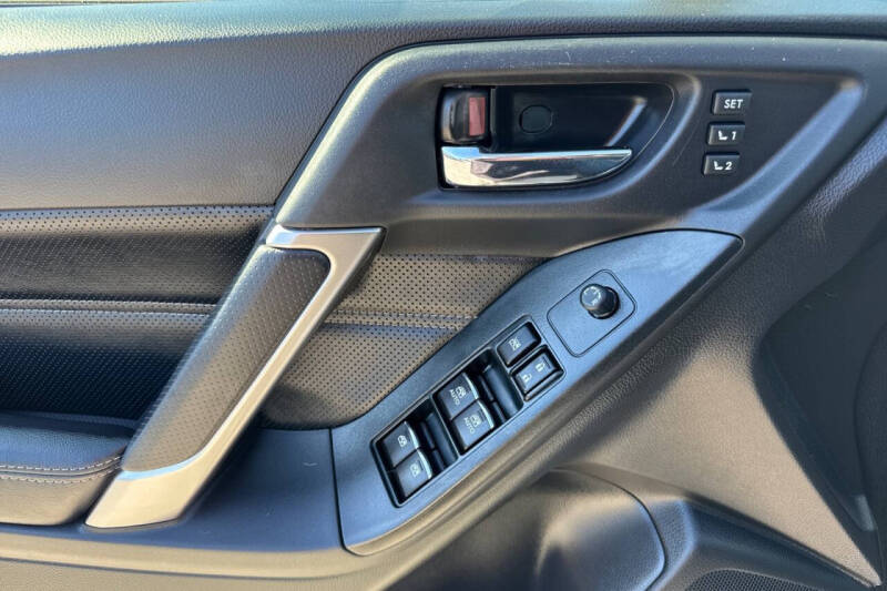 2017 Subaru Forester 2.5i Touring