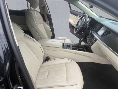 2017 Genesis G80