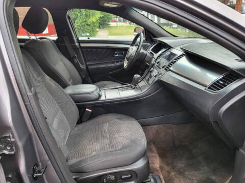 2013 Ford Taurus SEL
