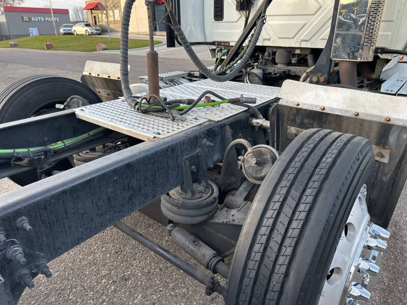 2021 International RH613