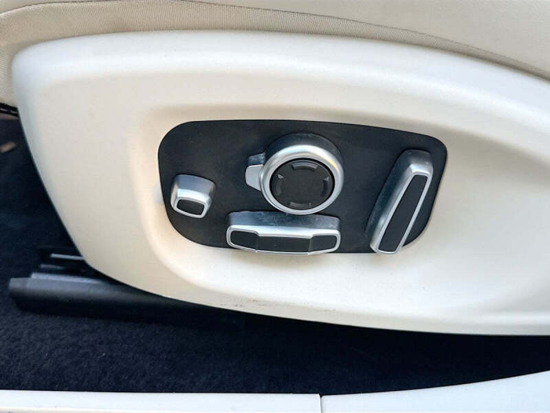 2022 Jaguar I-PACE EV400 HSE