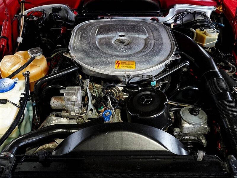 1989 Mercedes-Benz 560-Class 36