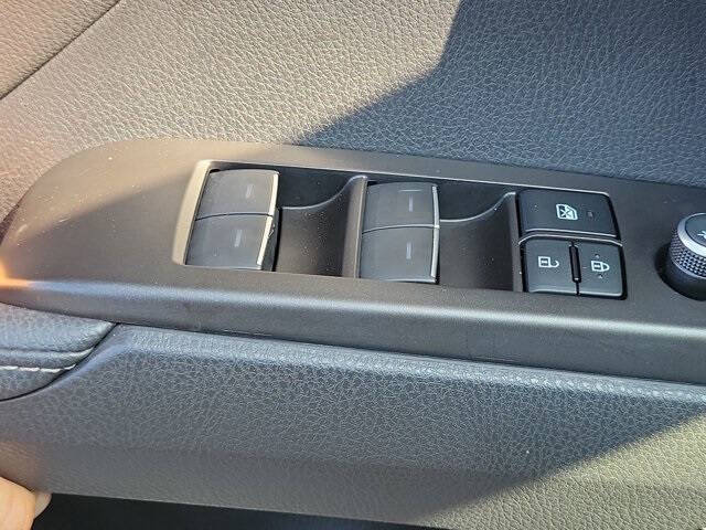 2024 Toyota Camry Hybrid XSE