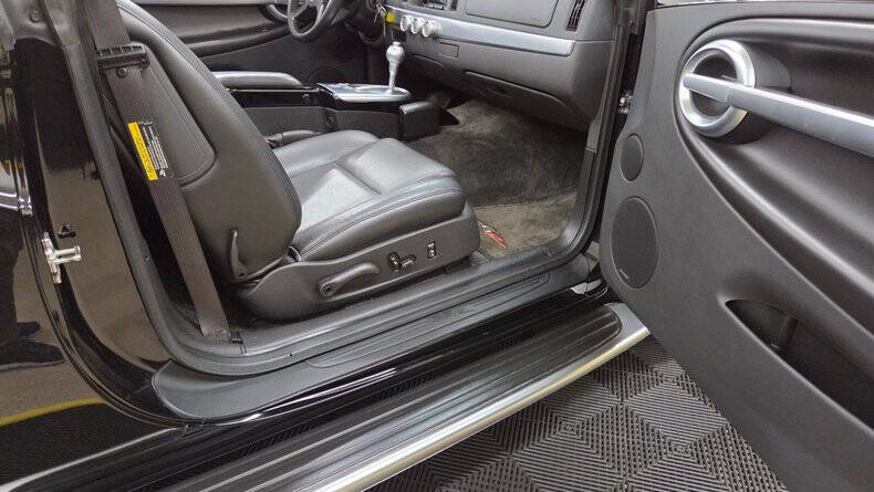 2004 Chevrolet SSR LS