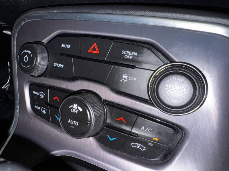 2017 Dodge Challenger