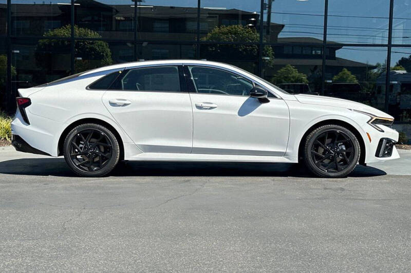 2026 Kia K5
