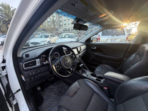 2017 Kia Niro EX